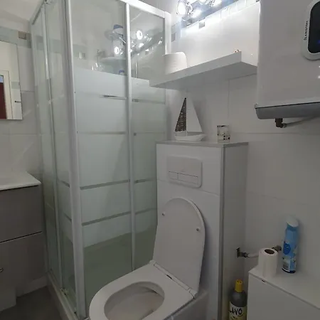 Le Gryselis Apartment *