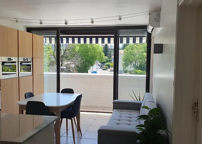 Le Gryselis Apartment *